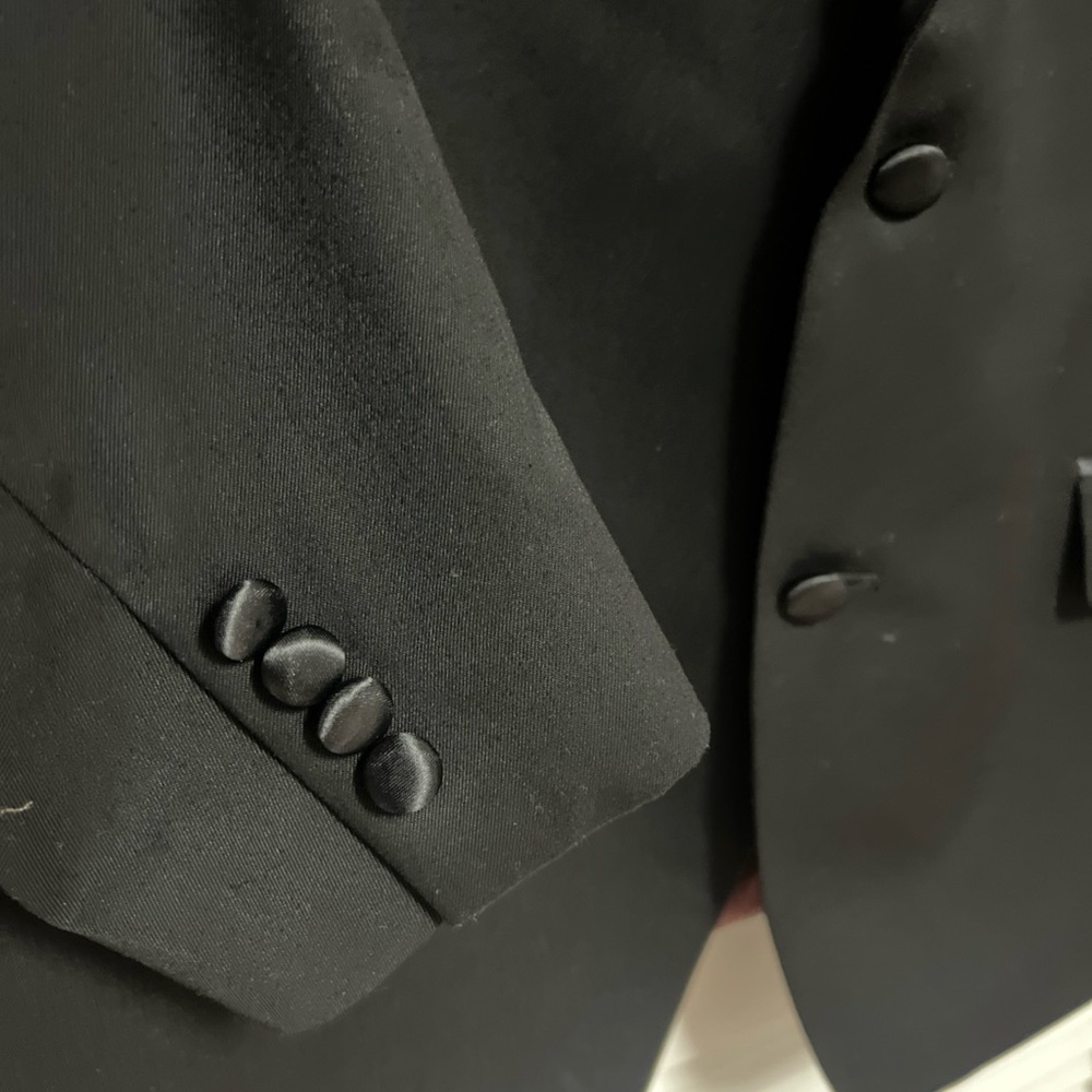 Madison Tuxedo Formal Prom Dinner Jacket 48R GUC! - Picture 5 of 16